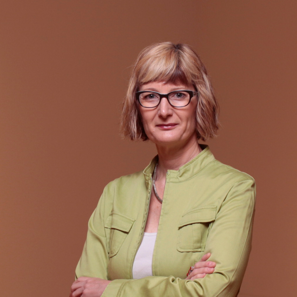 Senior Curator and Associate Director Heather Sealy Lineberry