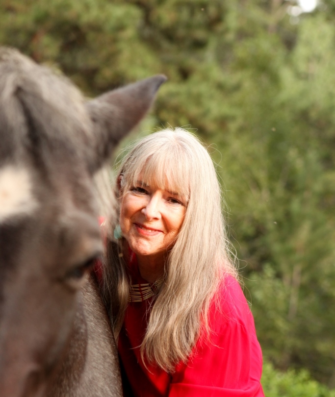 Linda Hogan with her horse Misty / Photo by Gabriel Padilla