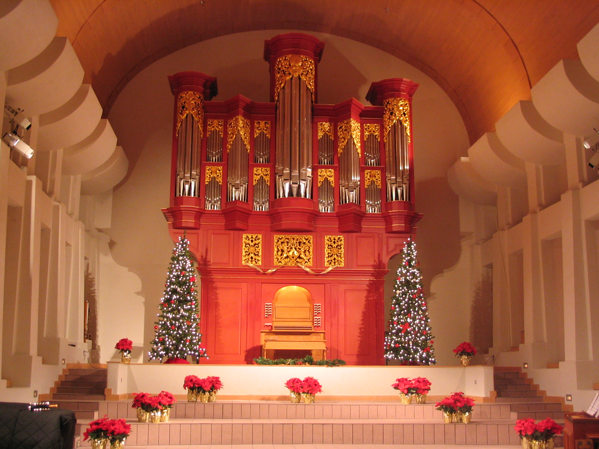 Photo of the Organ Hall decorated for Christmas