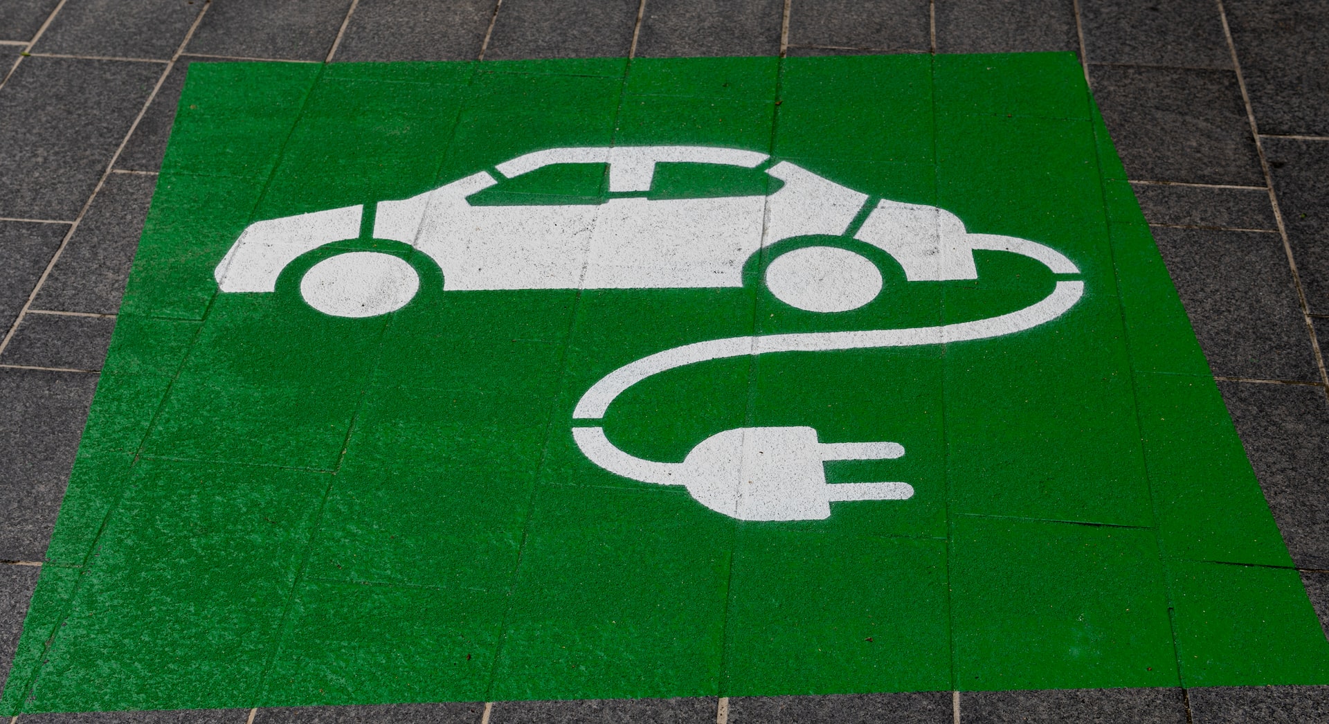 New Tools for Science Policy: Quantity over Quality - How to Solve Electric Vehicle Charging Infrastructure