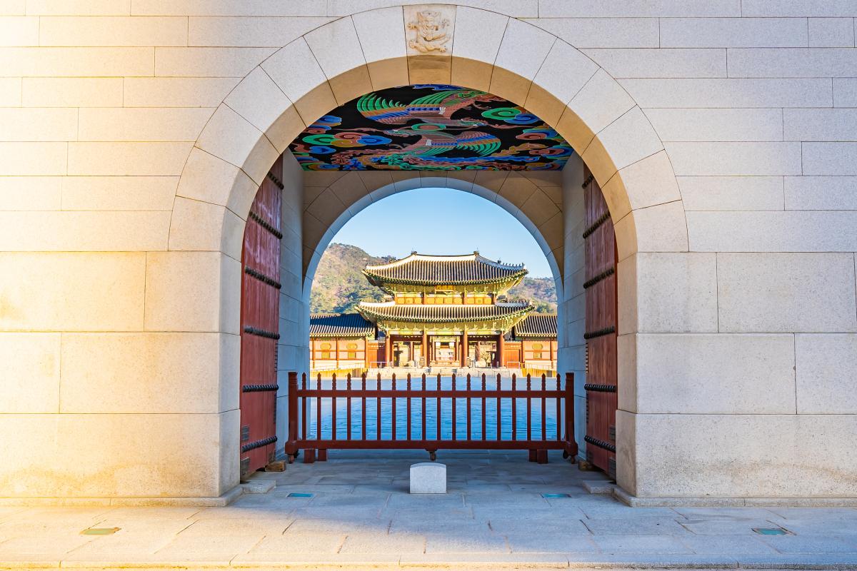 Gyeongbokgung Palace in Seoul, Korea - Photo by Lifeforstock on Freepik